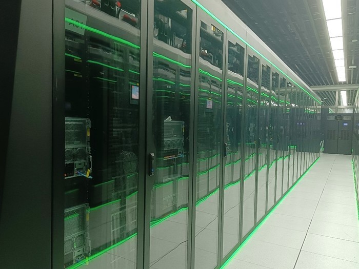 算力筑基，生态为先 济南大模型创新工厂引领AI产业变革